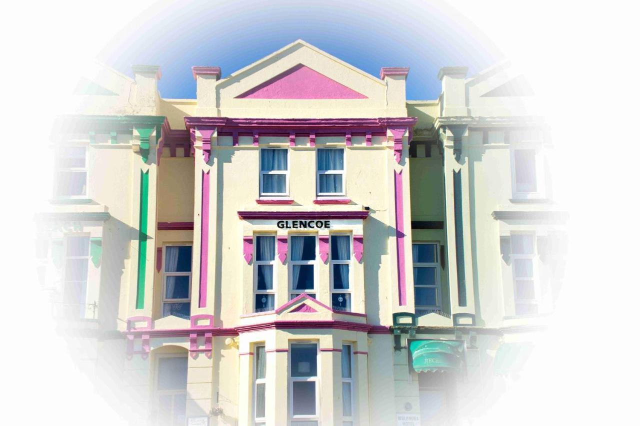 8 - Large Sea Front-ground Floor -free Parking Paignton